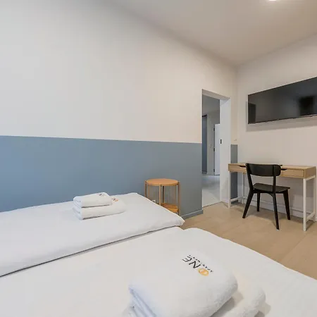 Blue Harmony 4 Bedrooms Near Ergo Arena & Free Parking By Oneapartments Appartement