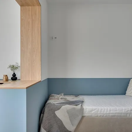 Appartement Blue Harmony 4 Bedrooms Near Ergo Arena & Free Parking By Oneapartments *