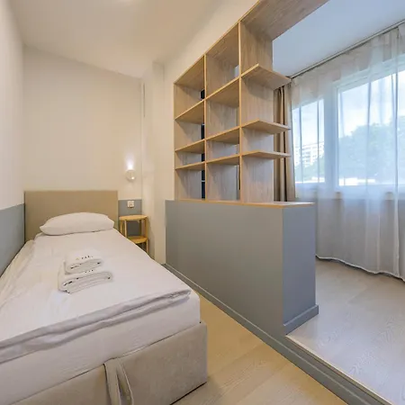 Blue Harmony 4 Bedrooms Near Ergo Arena & Free Parking By Oneapartments Appartement Gdańsk
