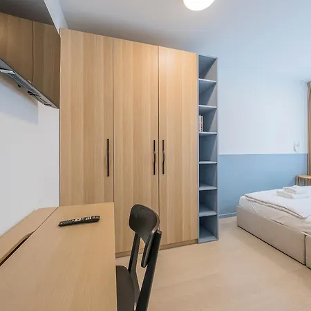 Appartement Blue Harmony 4 Bedrooms Near Ergo Arena & Free Parking By Oneapartments Gdańsk