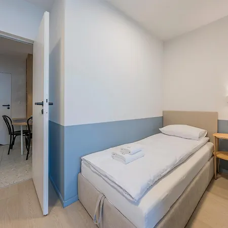 Appartement Blue Harmony 4 Bedrooms Near Ergo Arena & Free Parking By Oneapartments Gdańsk